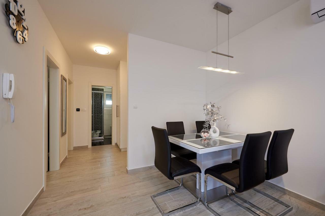 Ferienwohnung Apartman Jakov Trogir Exterior foto